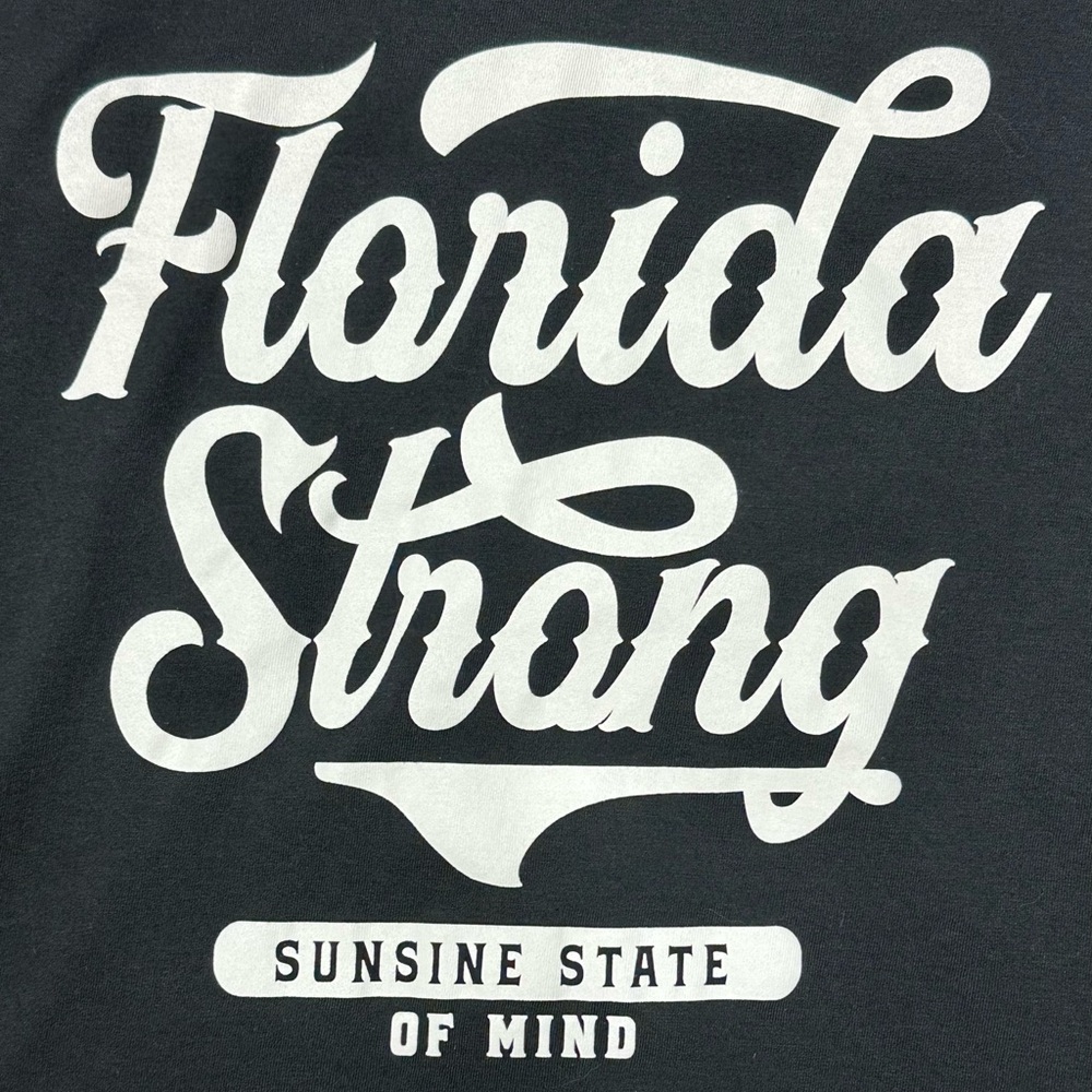 Florida Strong Black and White Short Sleeve Tee size S